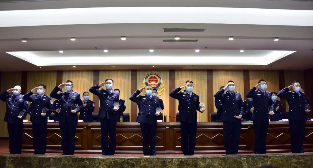 黔江区公安局领导团队最新调整，引领与担当的力量